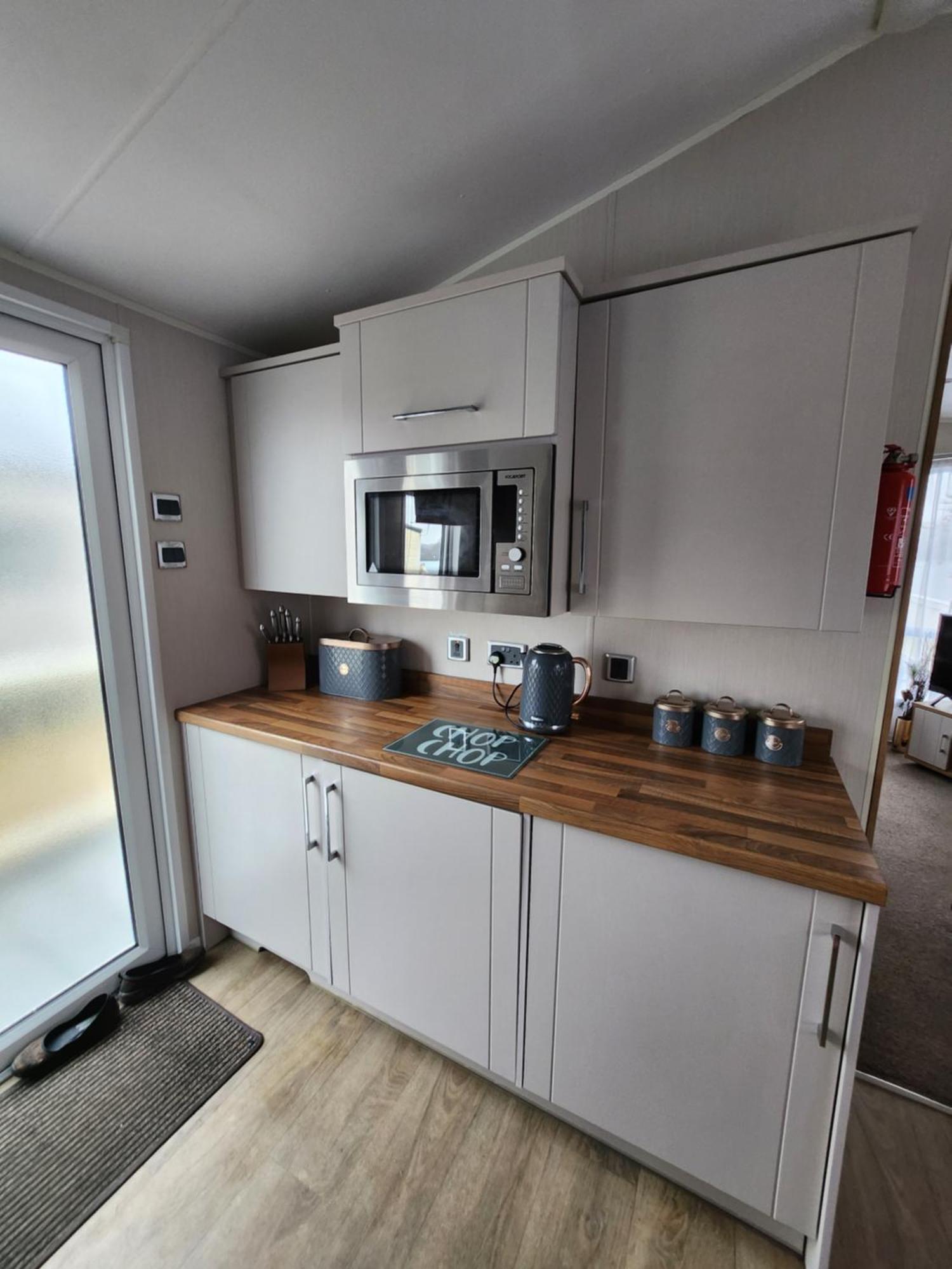 Dees Hot Tub Breaks At Tattershall Lakes Jet Ski 4 Exterior photo